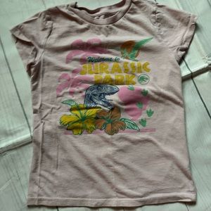 Light pink Jurassic Park/World T-shirt size medium 7/8